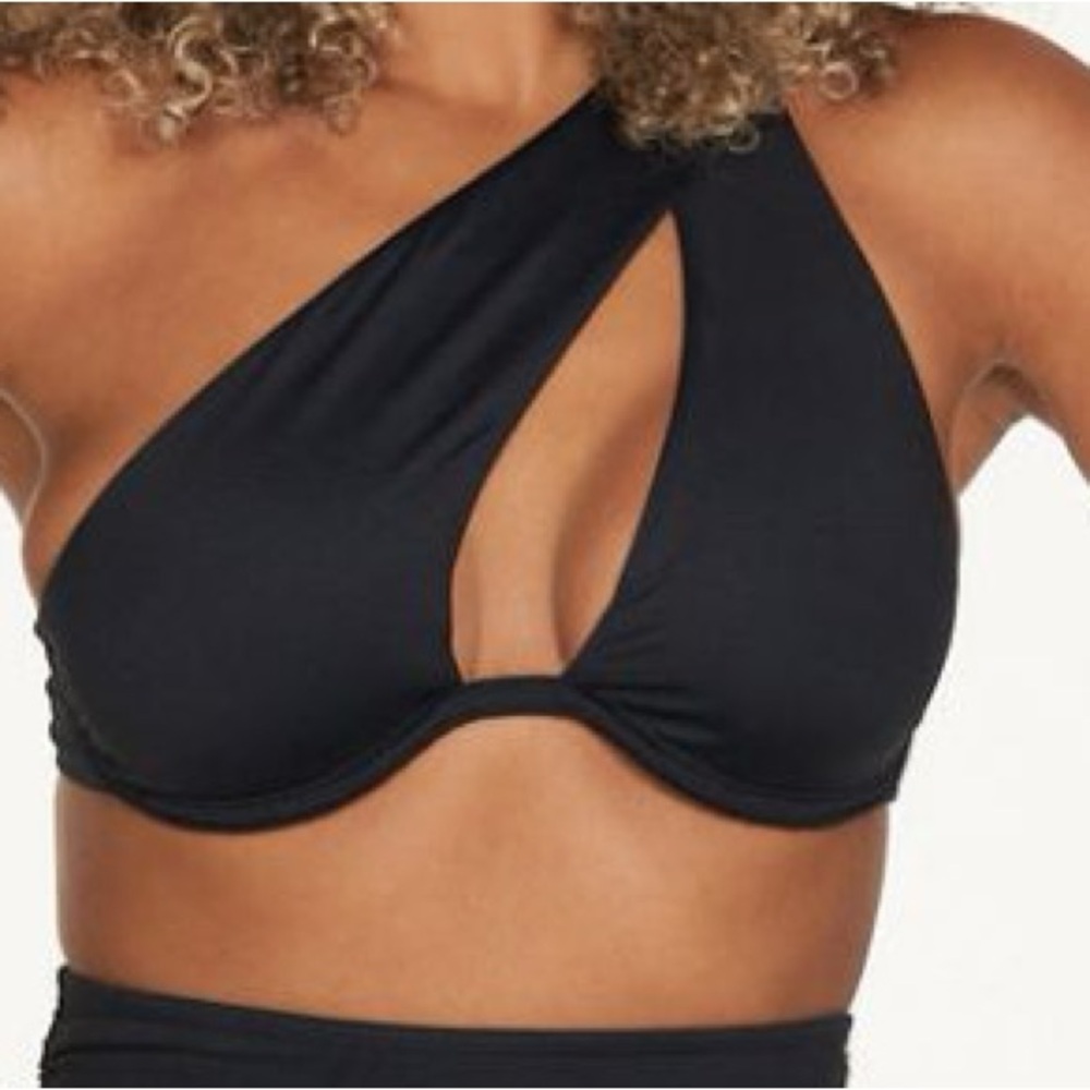 Classic Swim Bikini Top NWT - Picture 3 of 10